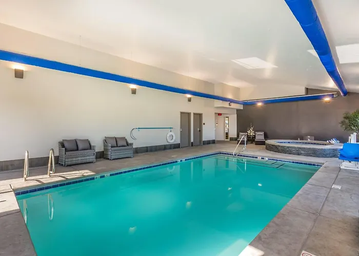 The Valor, An Ascend Collection Hotel